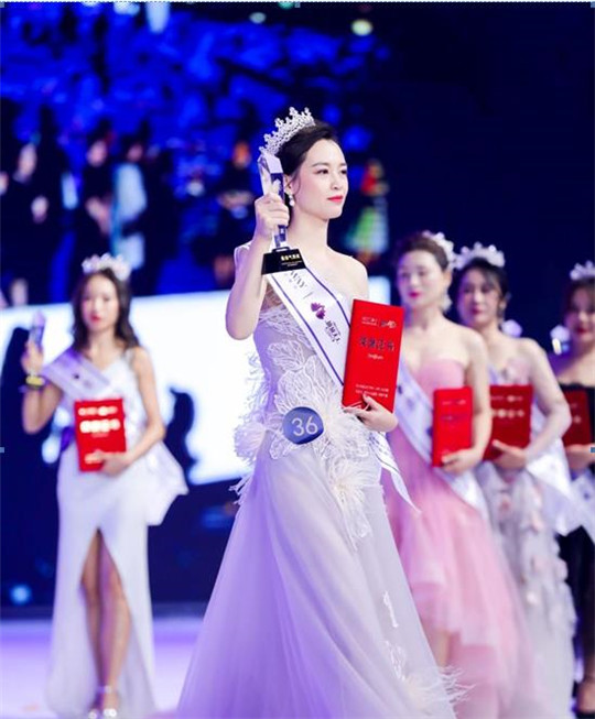 2019 MRS GLOBE环球夫人慈善公益盛典栢荟专场在(中国·上海)隆重开幕